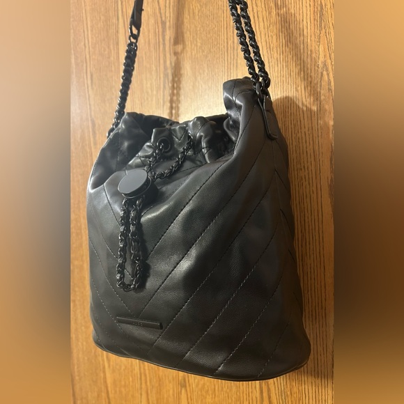 Aldo Chevron Stitched Bucket Bag - Picture 3 of 8